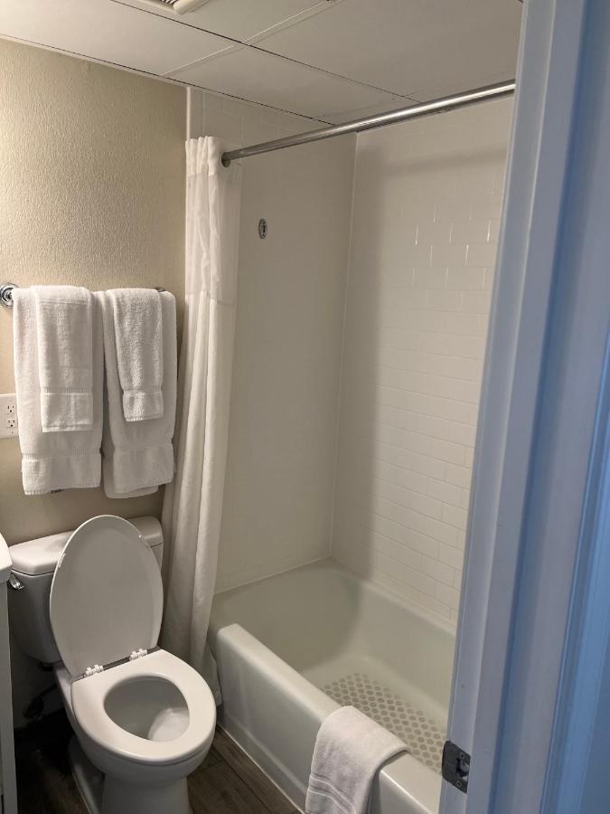 Hotel Dunes Oceanfront