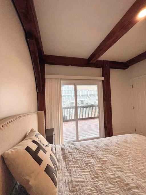 Holiday home New Bijou Bayside Escape- 3beds, Balcony, Deck, Dock Ocean City