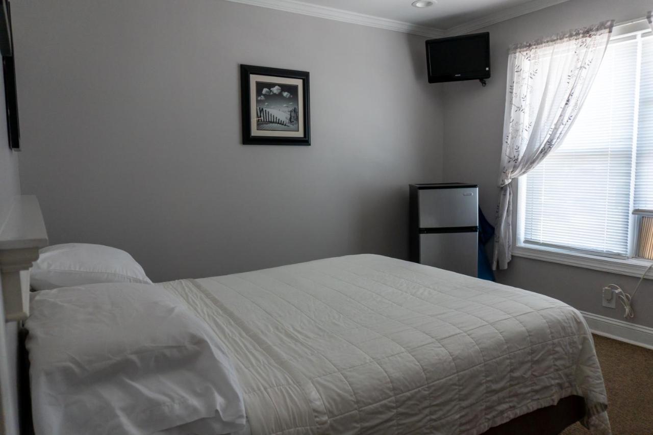 Walk Hotel