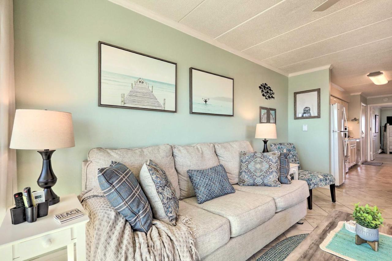 Apartment End-unit Ocean With Panoramic Views!