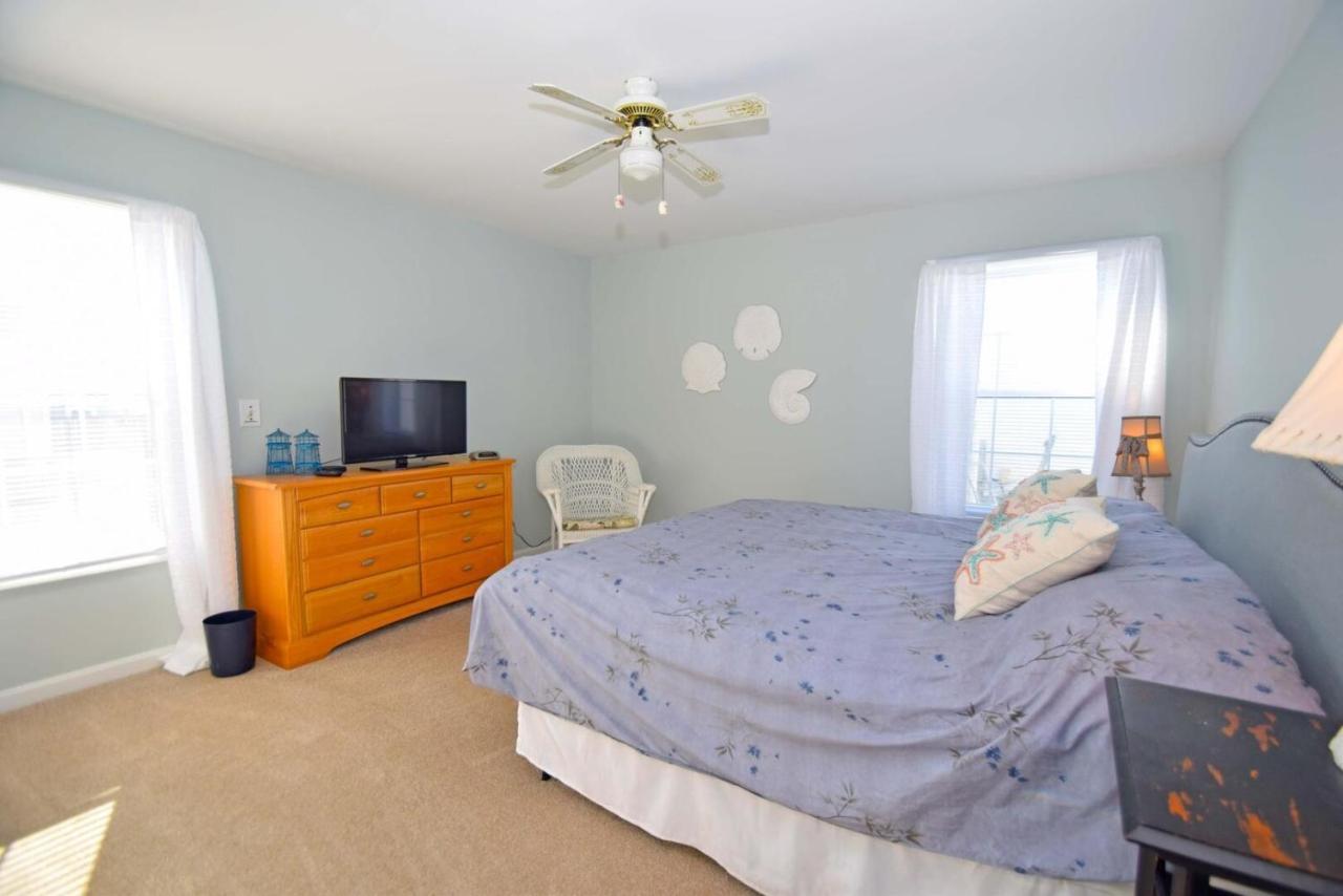 Barge Road 13609 Holiday home *