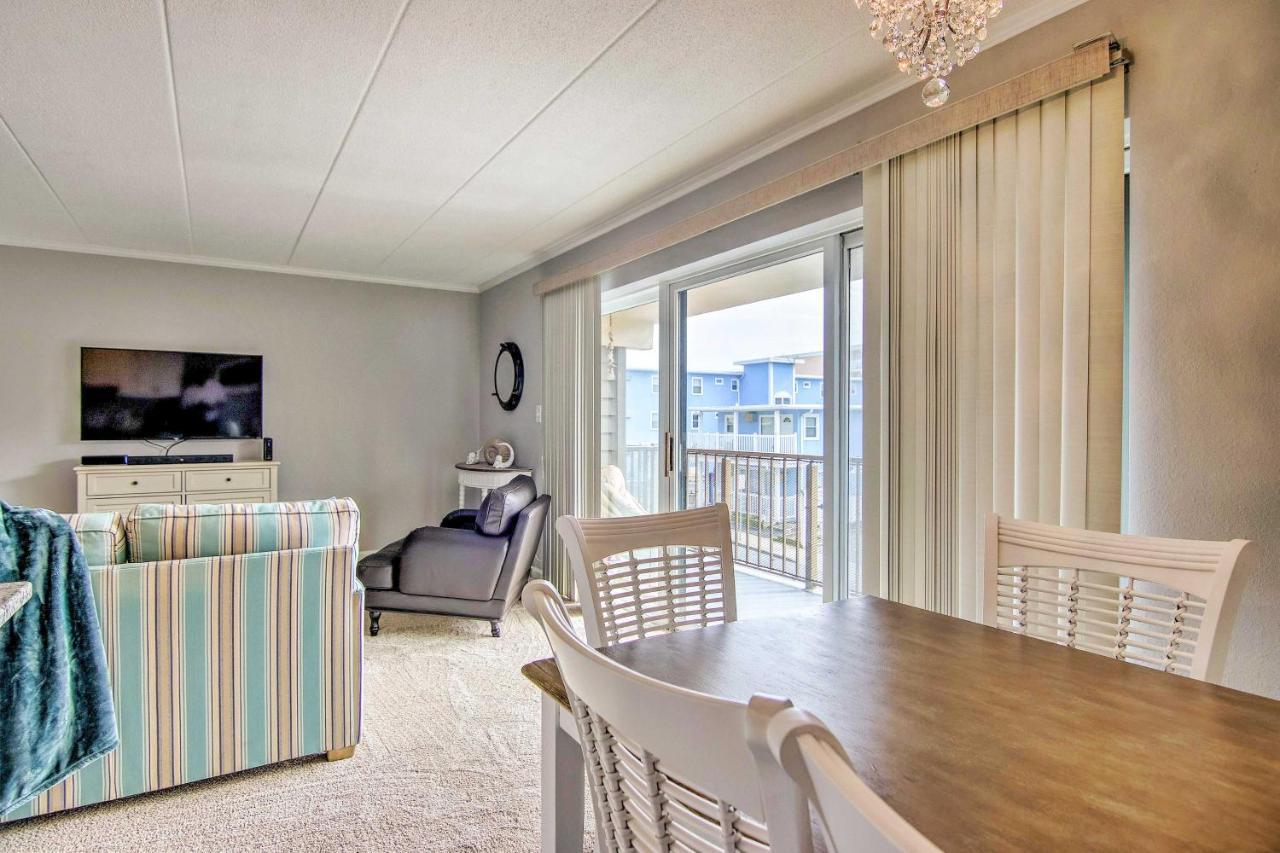 Updated Ocean - Walk To Beach! Apartment *