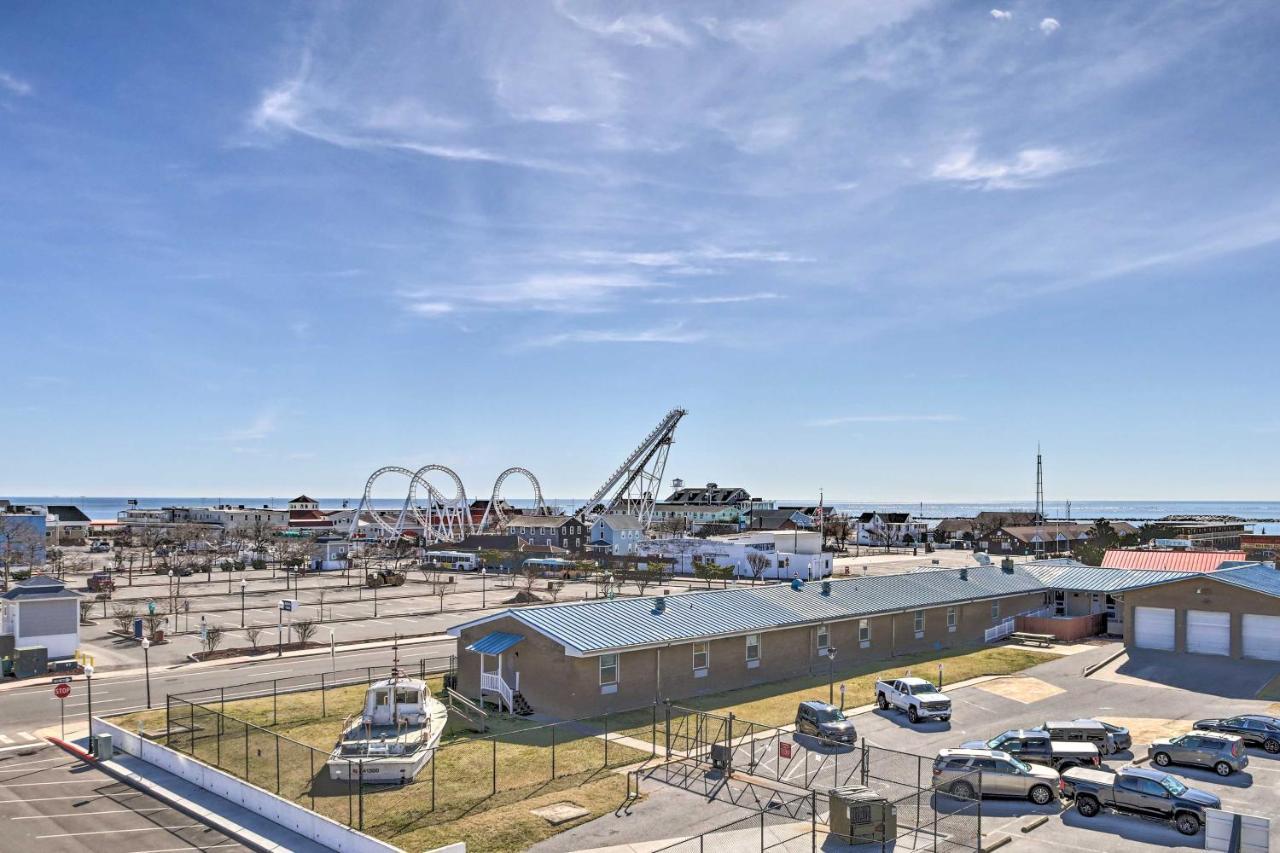 End-unit Ocean With Panoramic Views! *