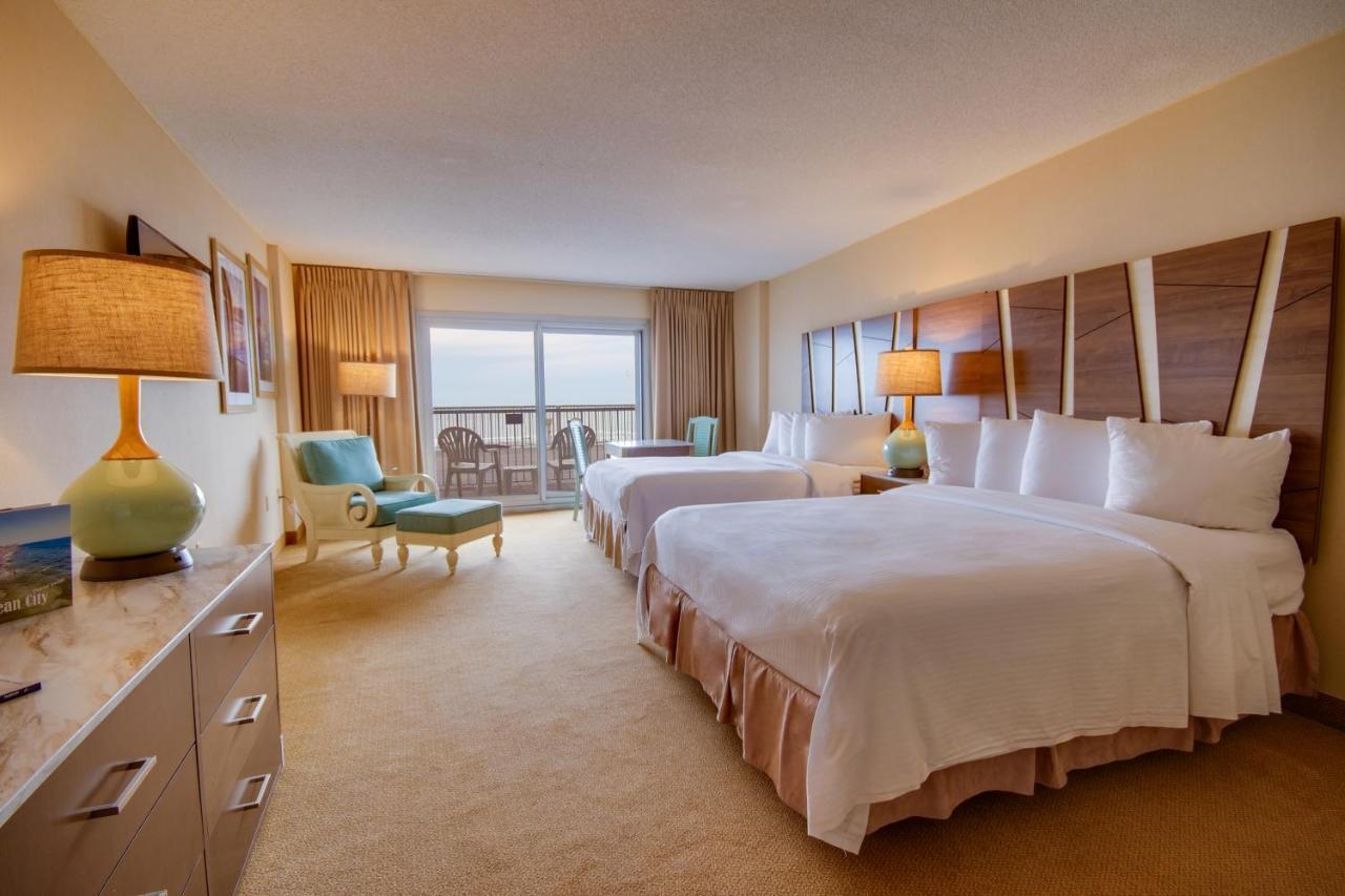 Grand Oceanfront 3*