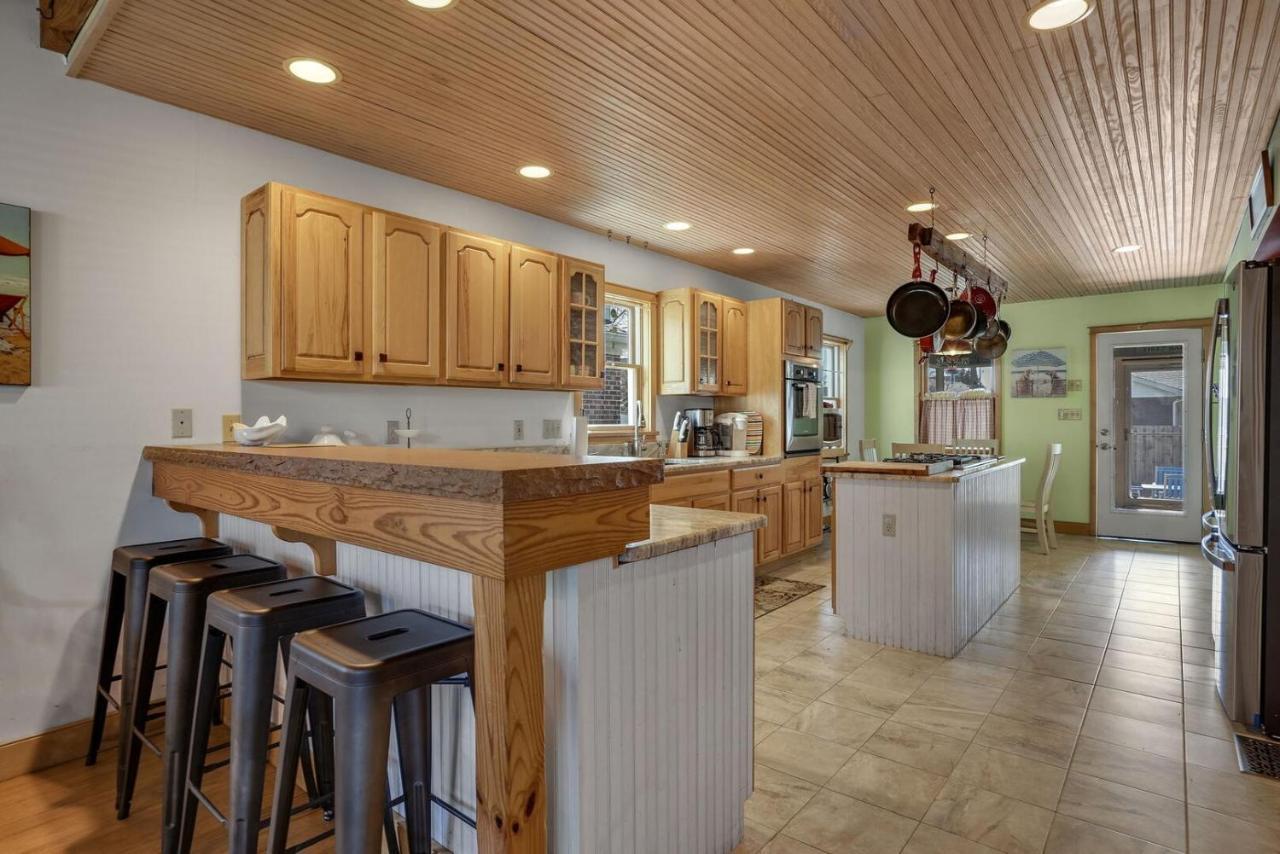 Family Tides - 311 - 139th Street *