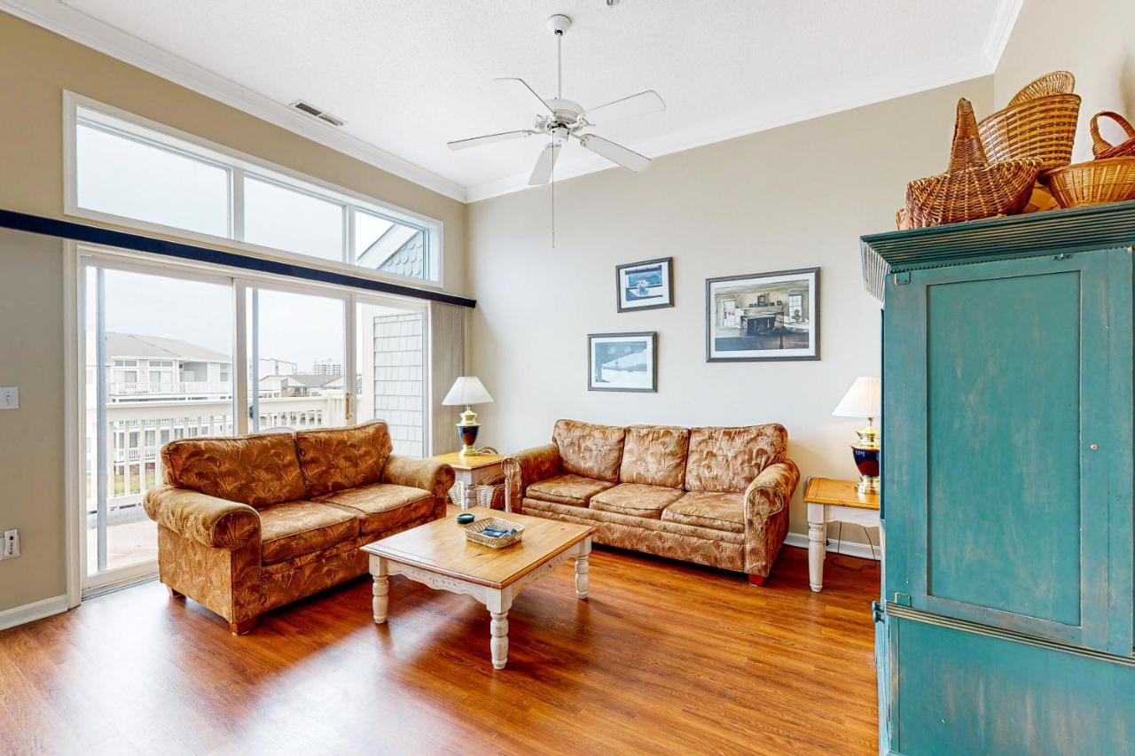 Holiday home Island At Hidden Harbour 324d