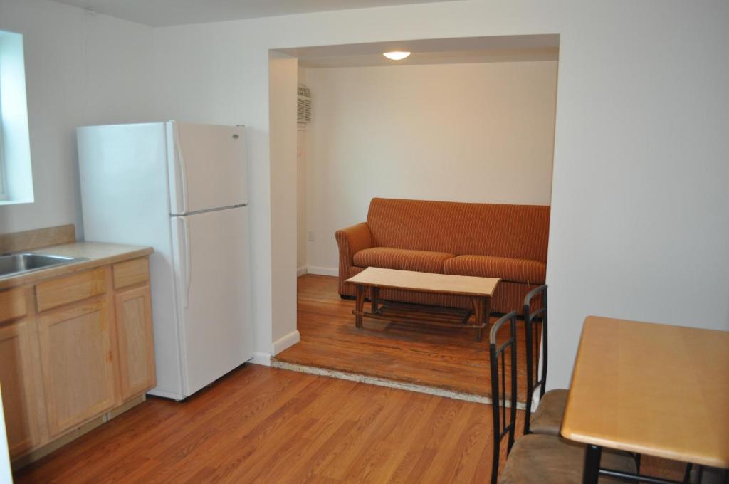 South Wind Apartment *