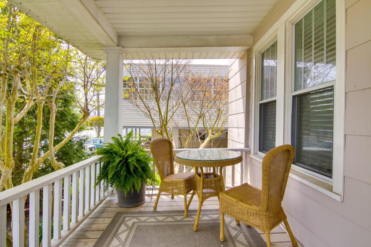 Ocean Escape With Cozy Porch Walk To Boardwalk Holiday home