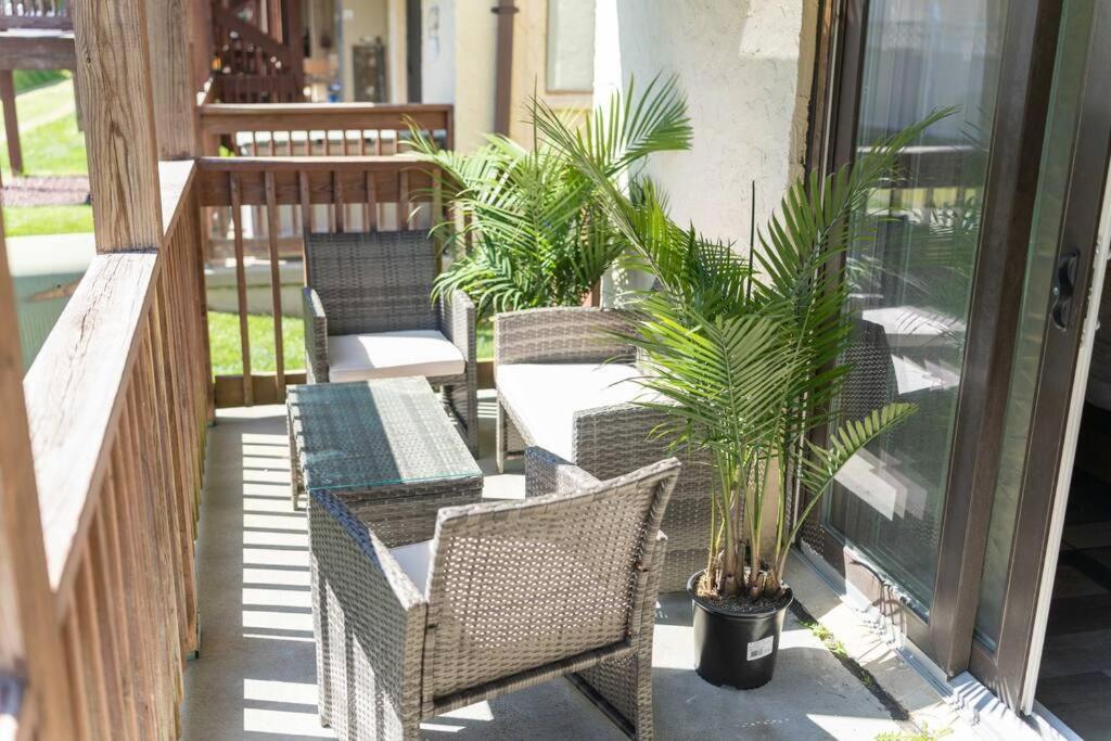 North Ocean Newly Remodeled Apartment *