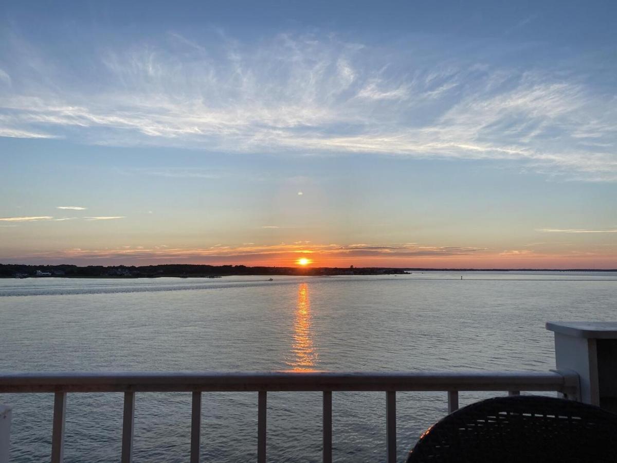Harbour Island 402l