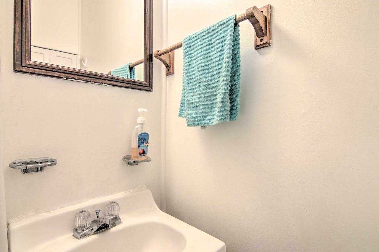 Bayside Ocean Townhome Less Than 1 Mi To Beaches! Holiday home Ocean City