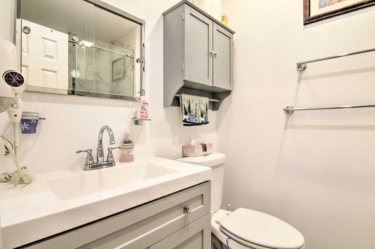 Holiday home Bayside Ocean Townhome Less Than 1 Mi To Beaches!