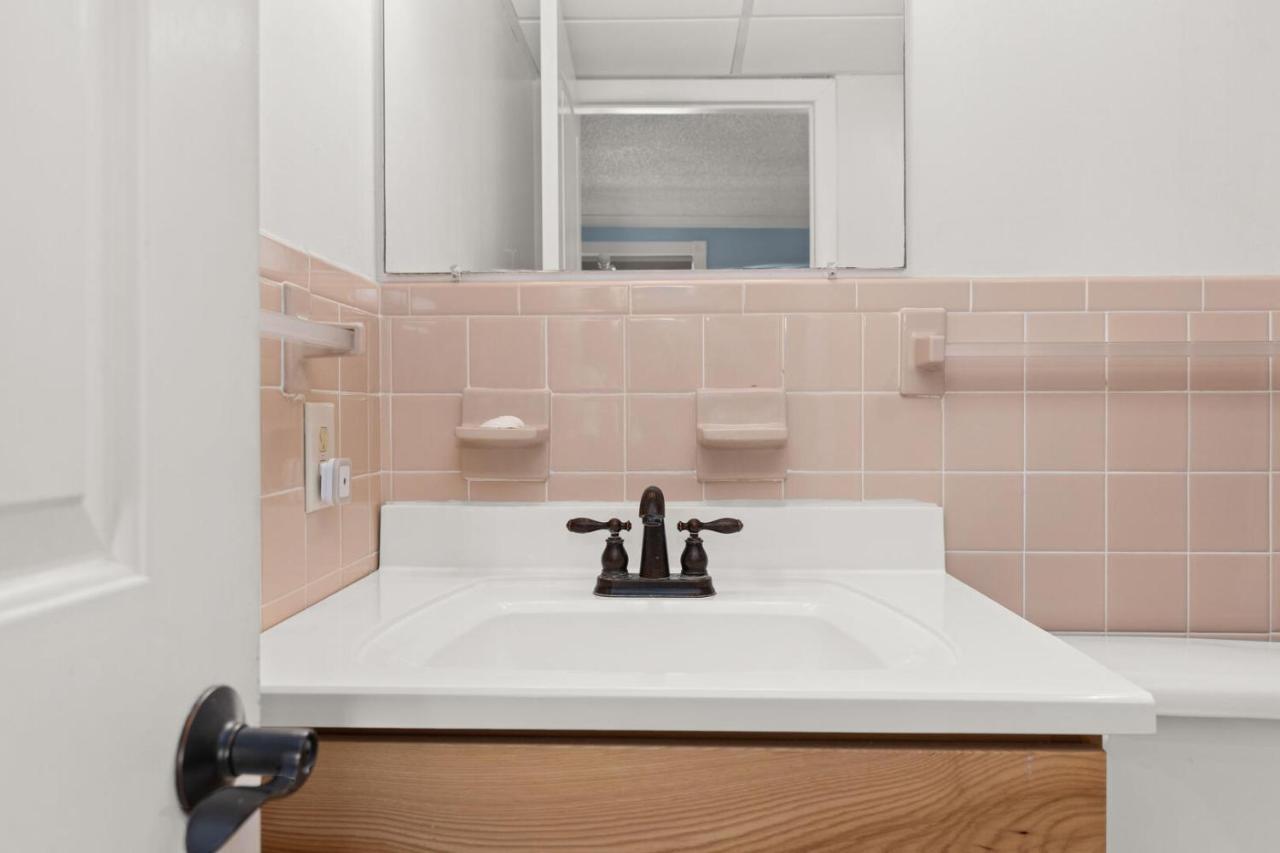 Apartment Bimini 105 *