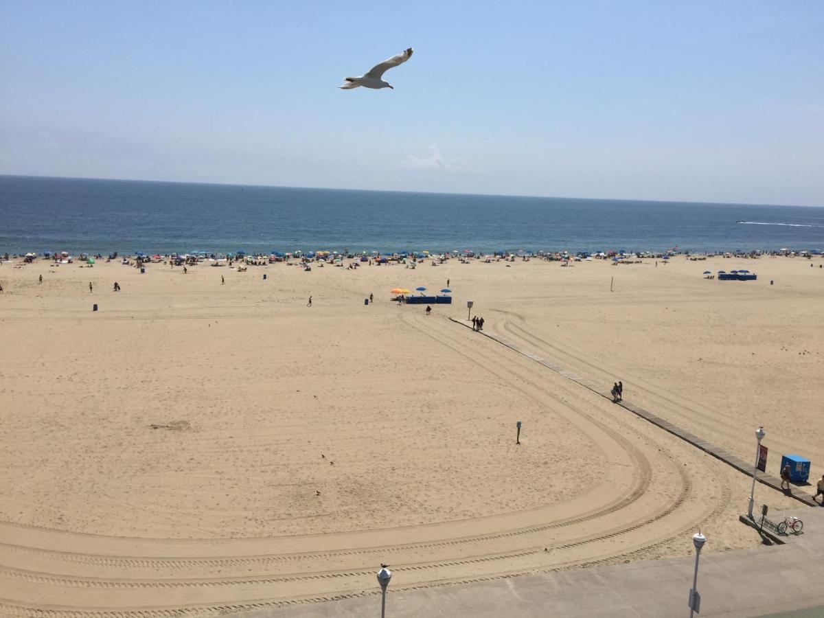 Direct Oceanfront On The Boardwalk At 1st Street, 302, Kitchen, Pool, Gym, Parking Ocean City