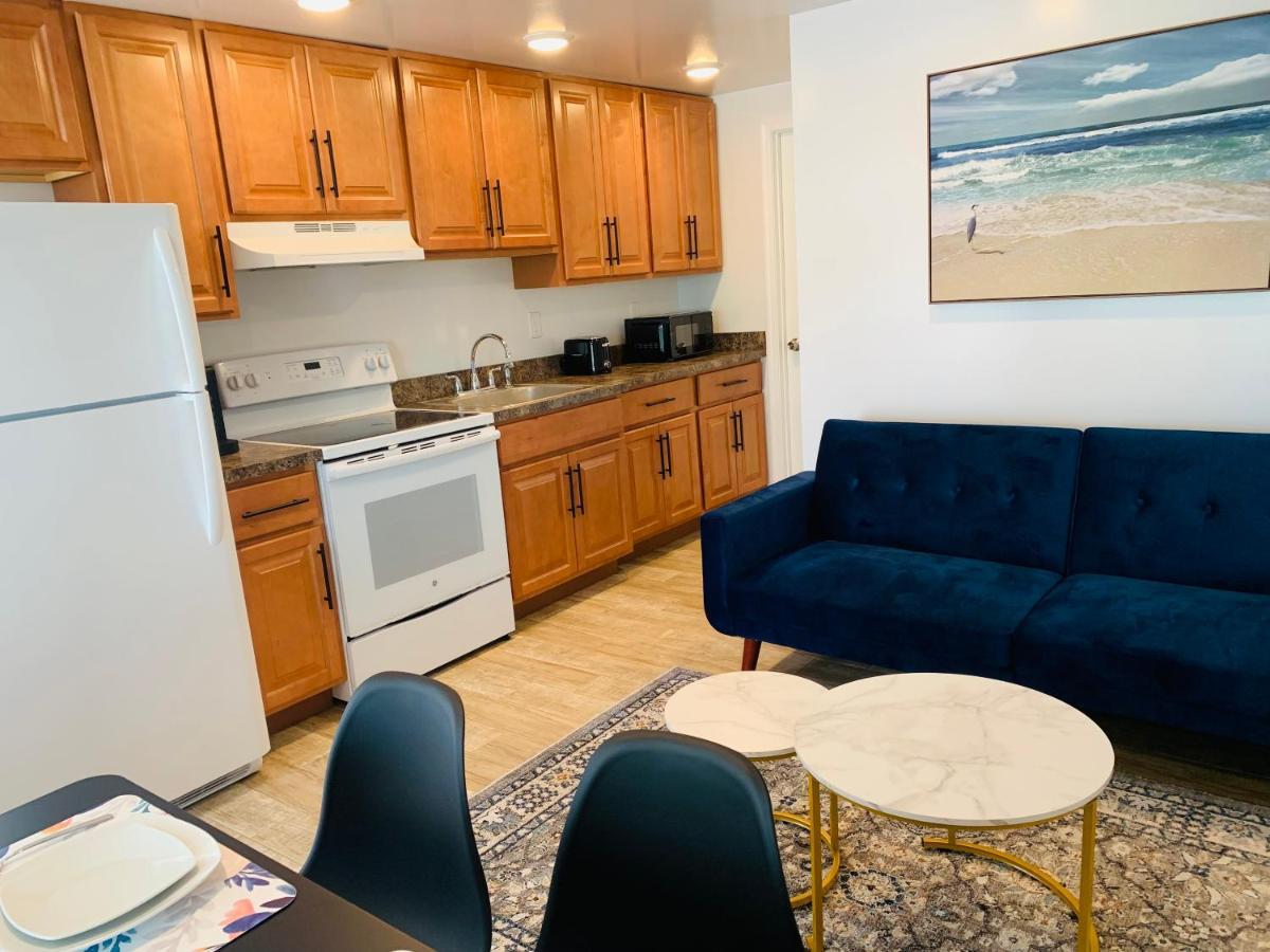 Apartment Blue Diamond 26th St Unit 2