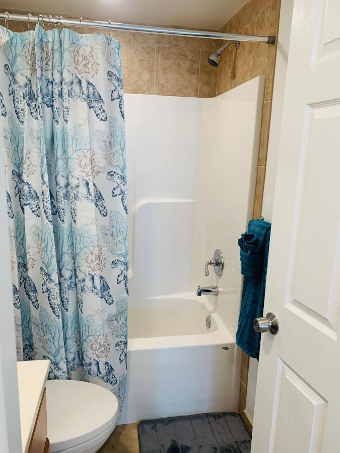 Blue Diamond 26th St Unit 2 *