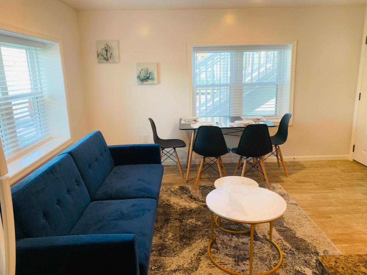 Apartment Blue Diamond 26th St Unit 3 *