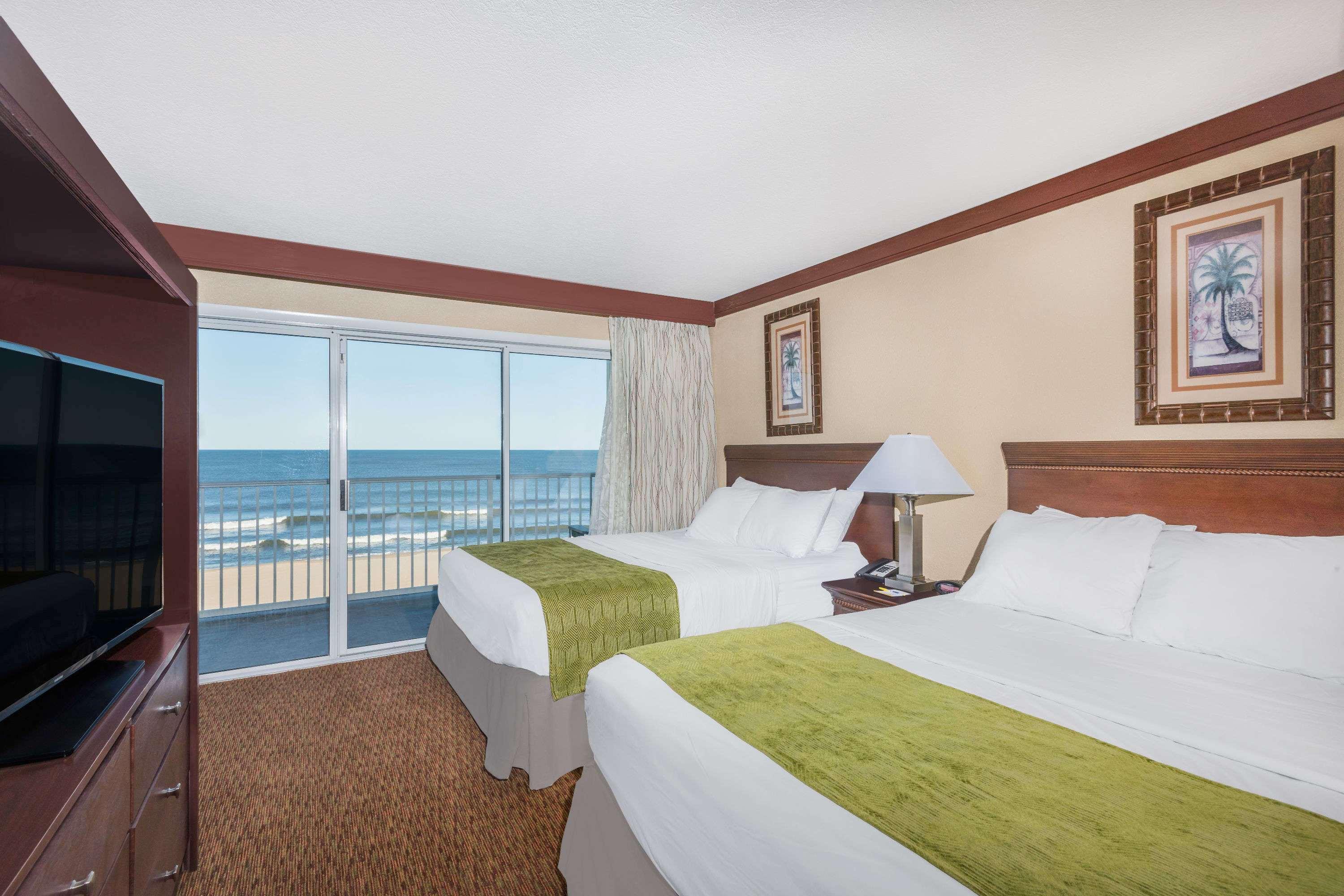Days By Wyndham Ocean Oceanfront Hotel 3*