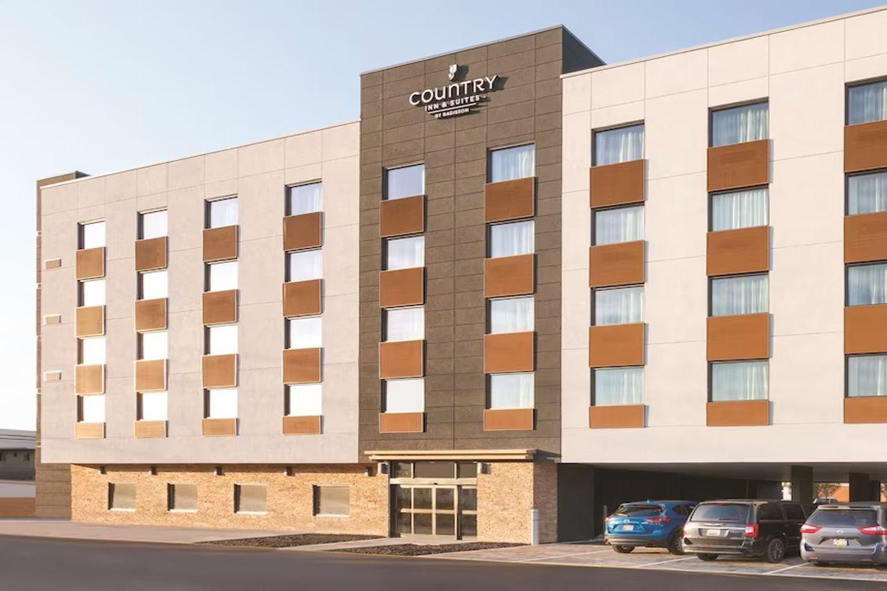 Hotel Country & By Radisson Ocean Ocean City