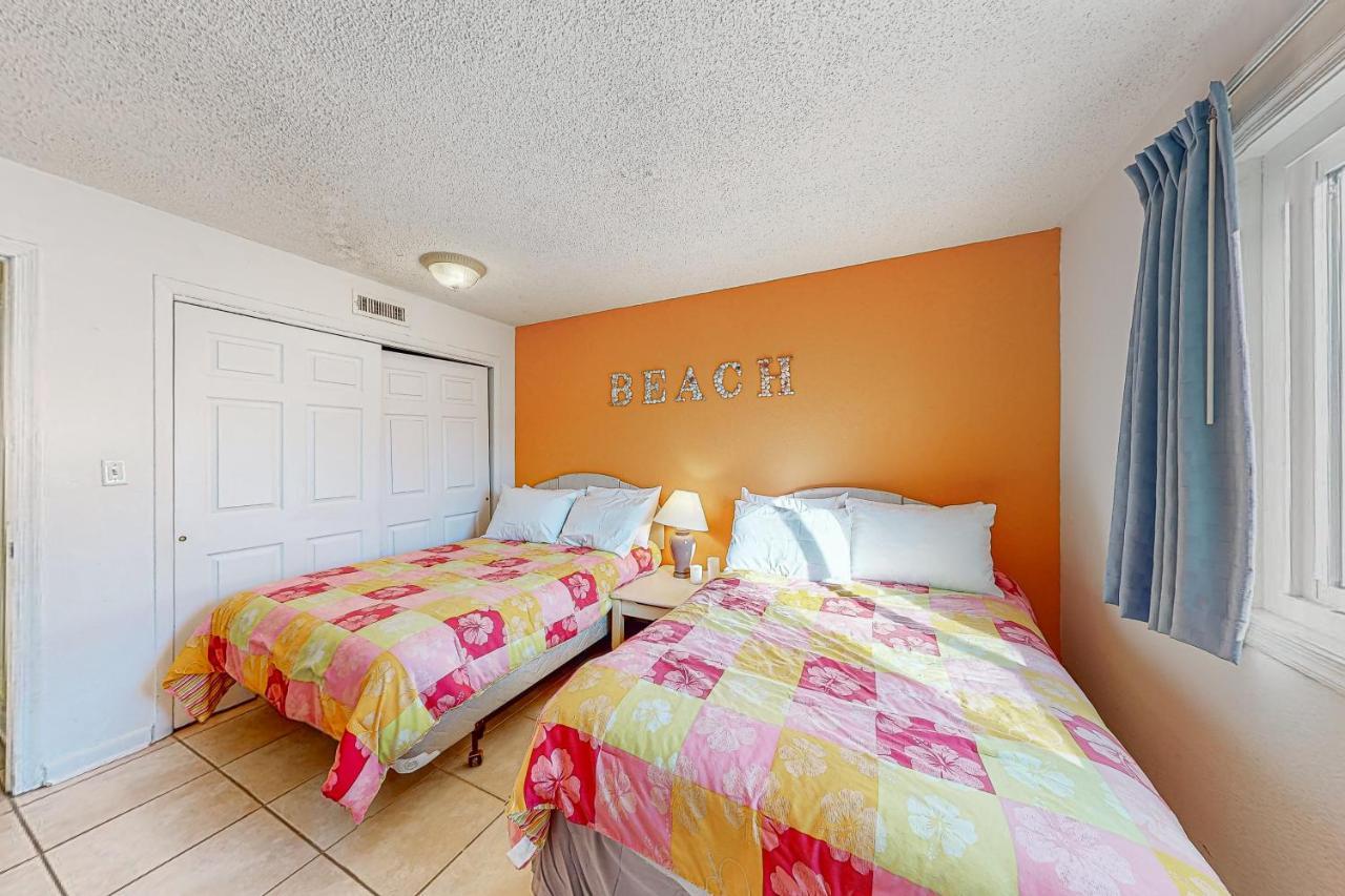 Eagle Bay 202