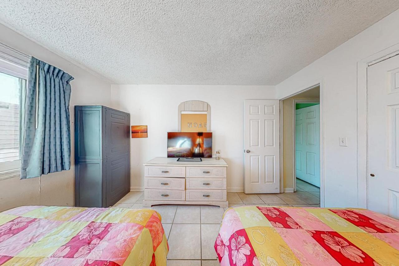 Eagle Bay 202
