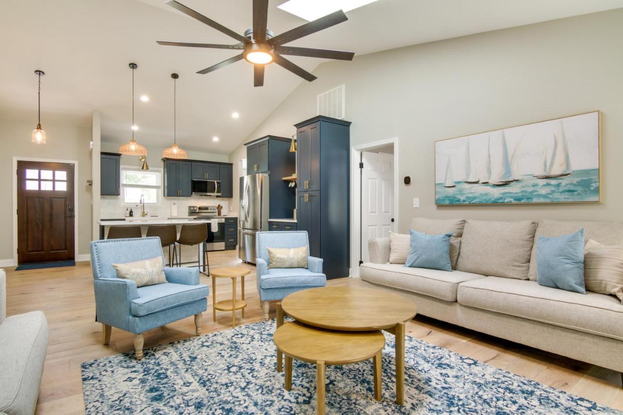 Ocean With Patio And Grill Less Than 1 Mi To Holiday home
