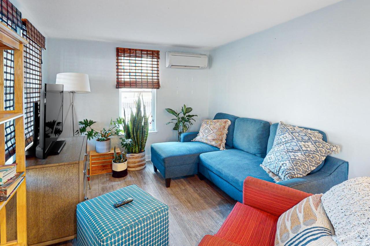 Entire House 12 Street Oceanblock Holiday home *