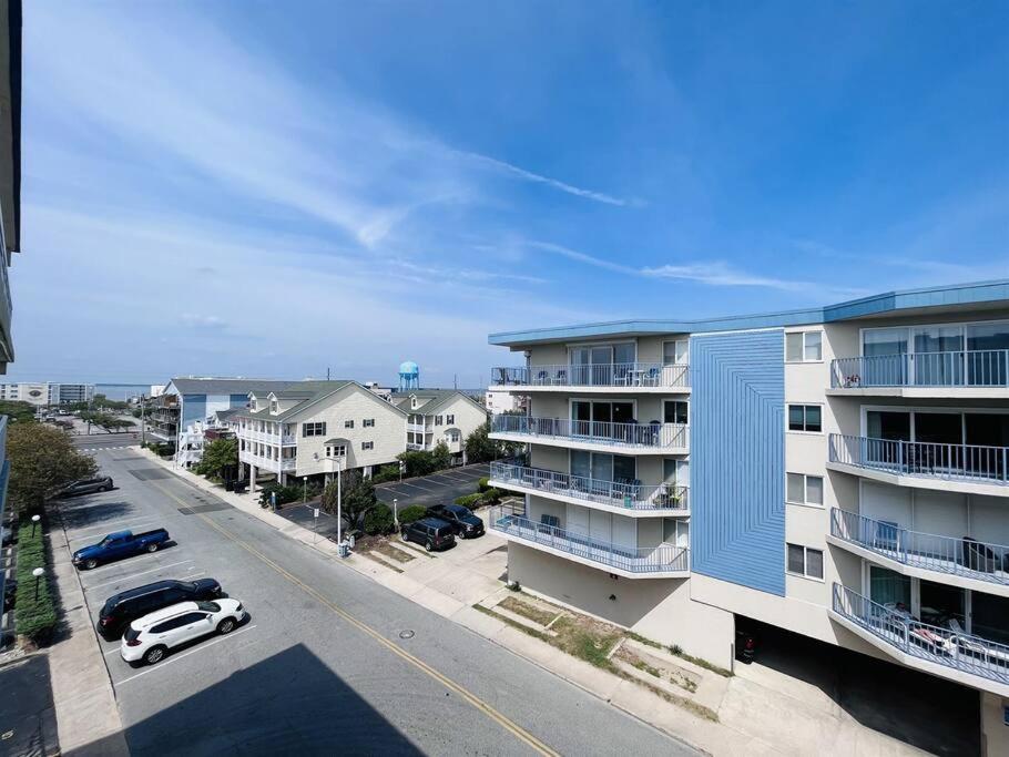 Front With Spectacular Views *