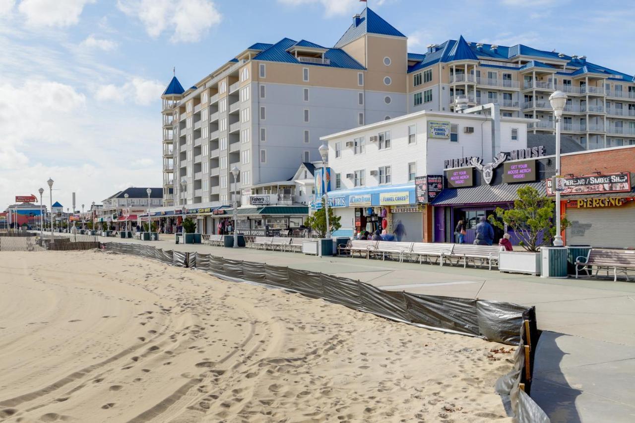Ocean Vacation - Walk To The Beach!