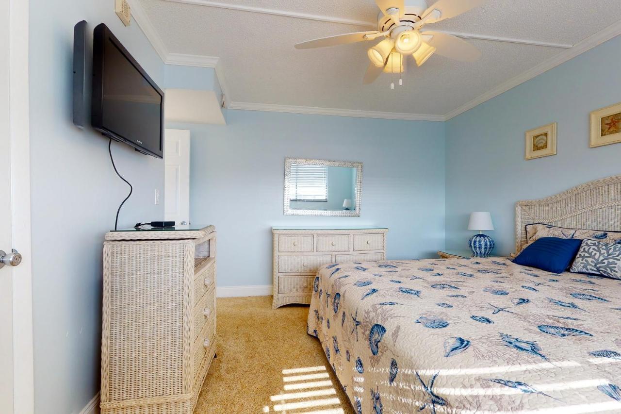 Golden Sands 613
