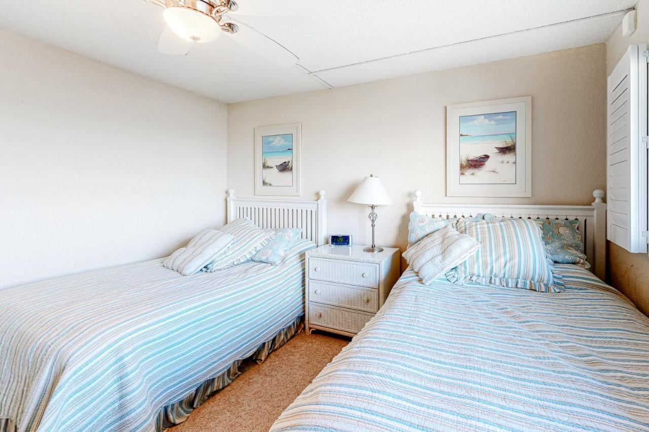 Golden Sands 1208