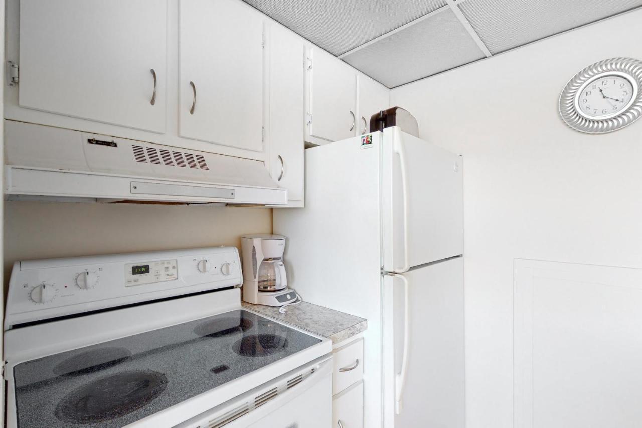 Golden Sands 713 Apartment *