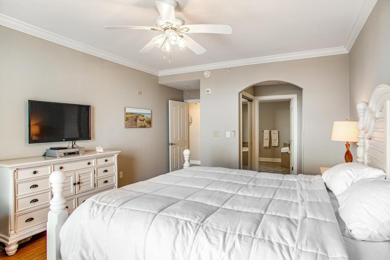 Apartment Belmont Towers 608 *