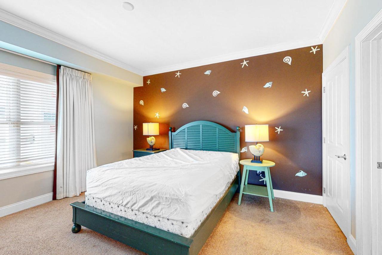 Belmont Towers 601 Apartment *