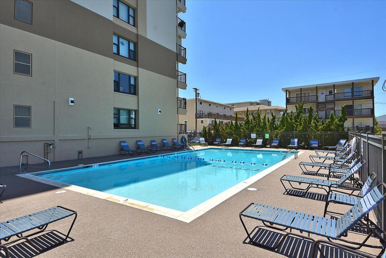 Sandpiper Dunes 204 *