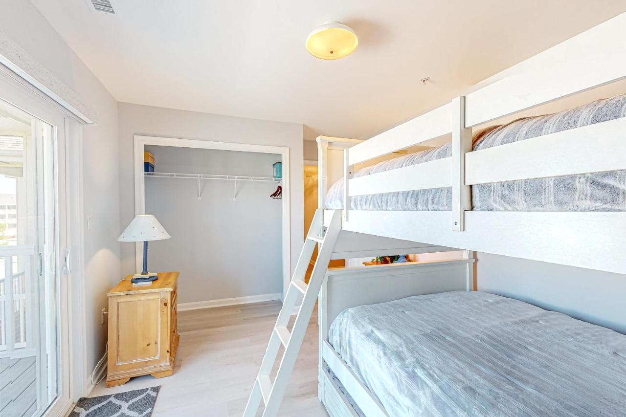 Baywatch Iii 304d Apartment *