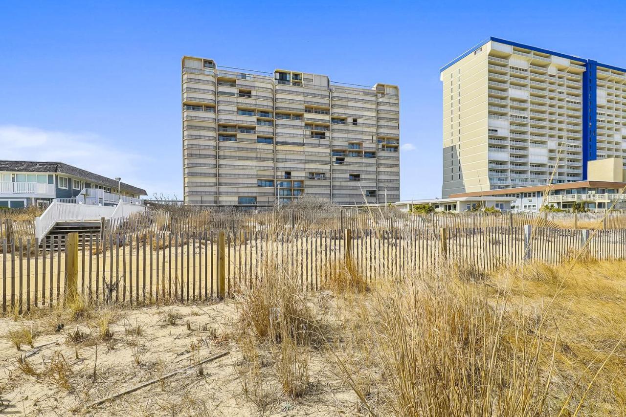 Fountainhead Towers 1506 Apartment *