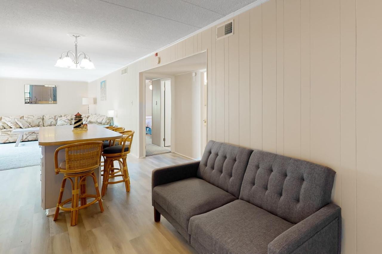 Sea Terrace 803 *