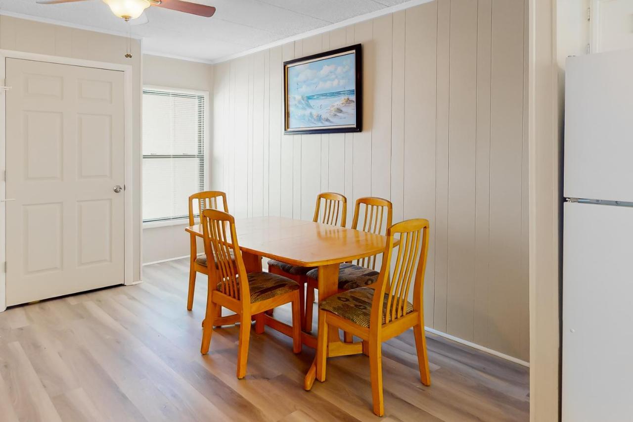 Sea Terrace 803 Apartment