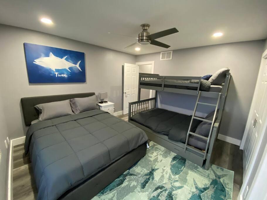 Paradise On The Water.walk To The Beach. 2bd1.5bth * Ocean City