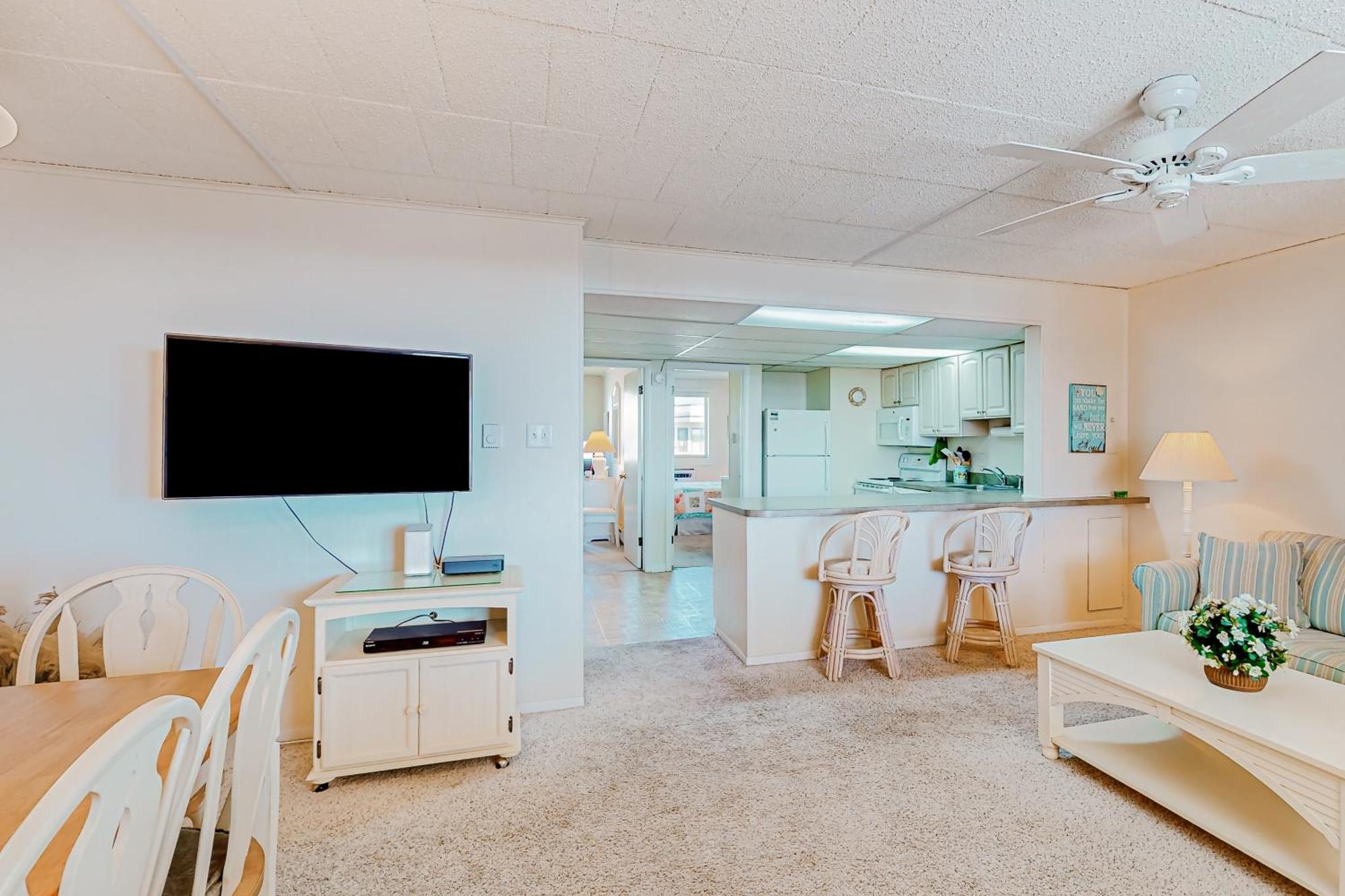 Apartment Colonial Unit #502 Ocean City