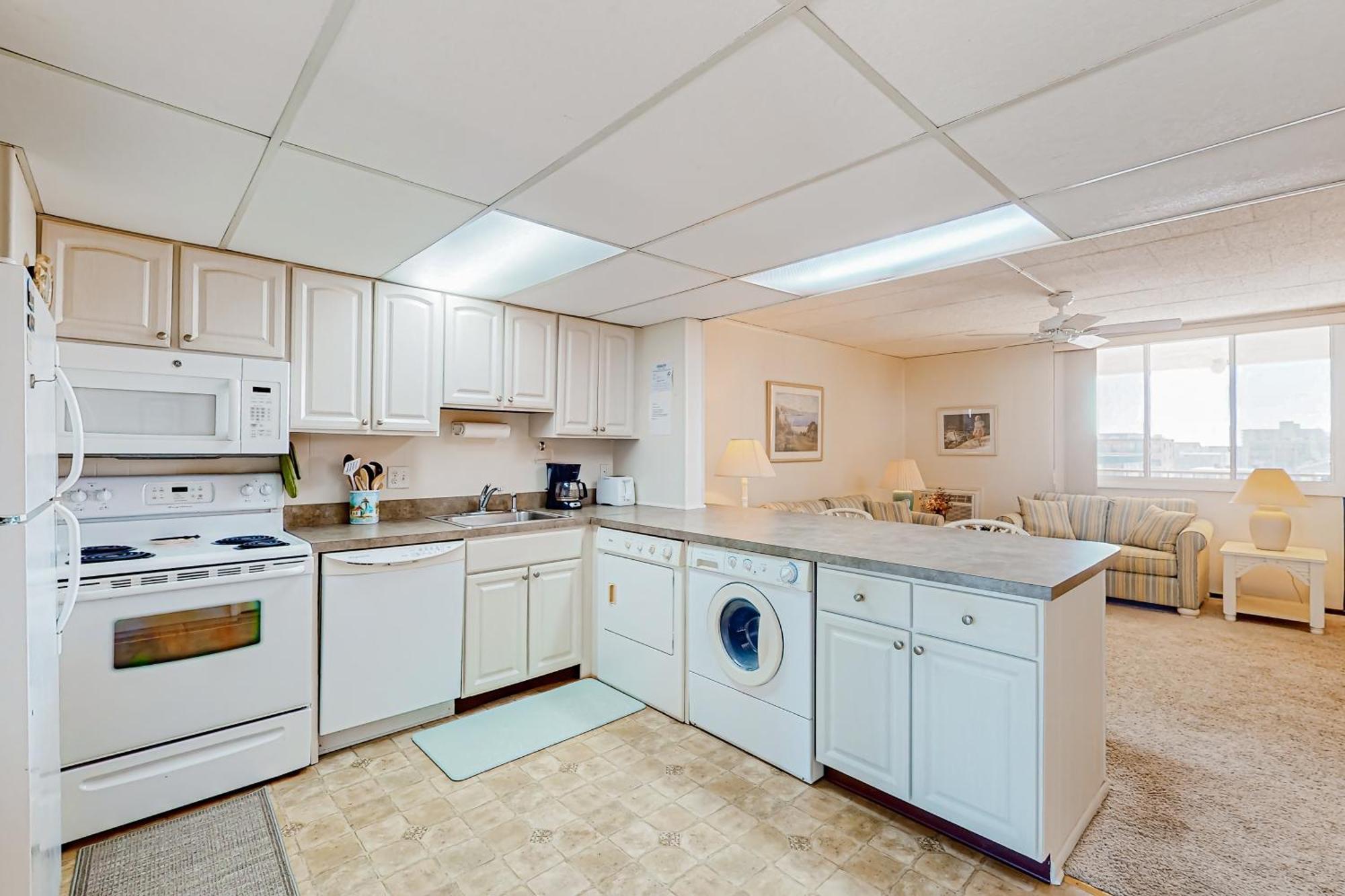 Colonial Unit #502 Apartment