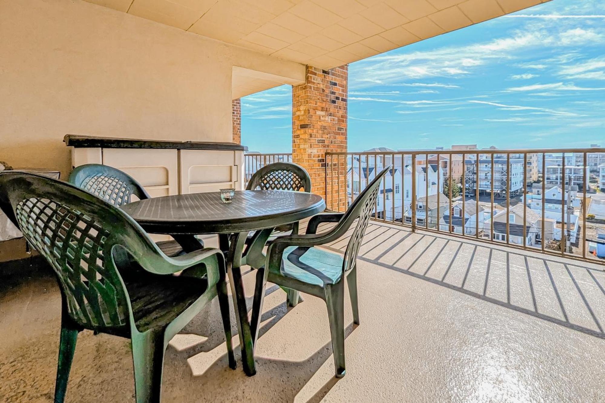 Colonial Unit #502 Ocean City