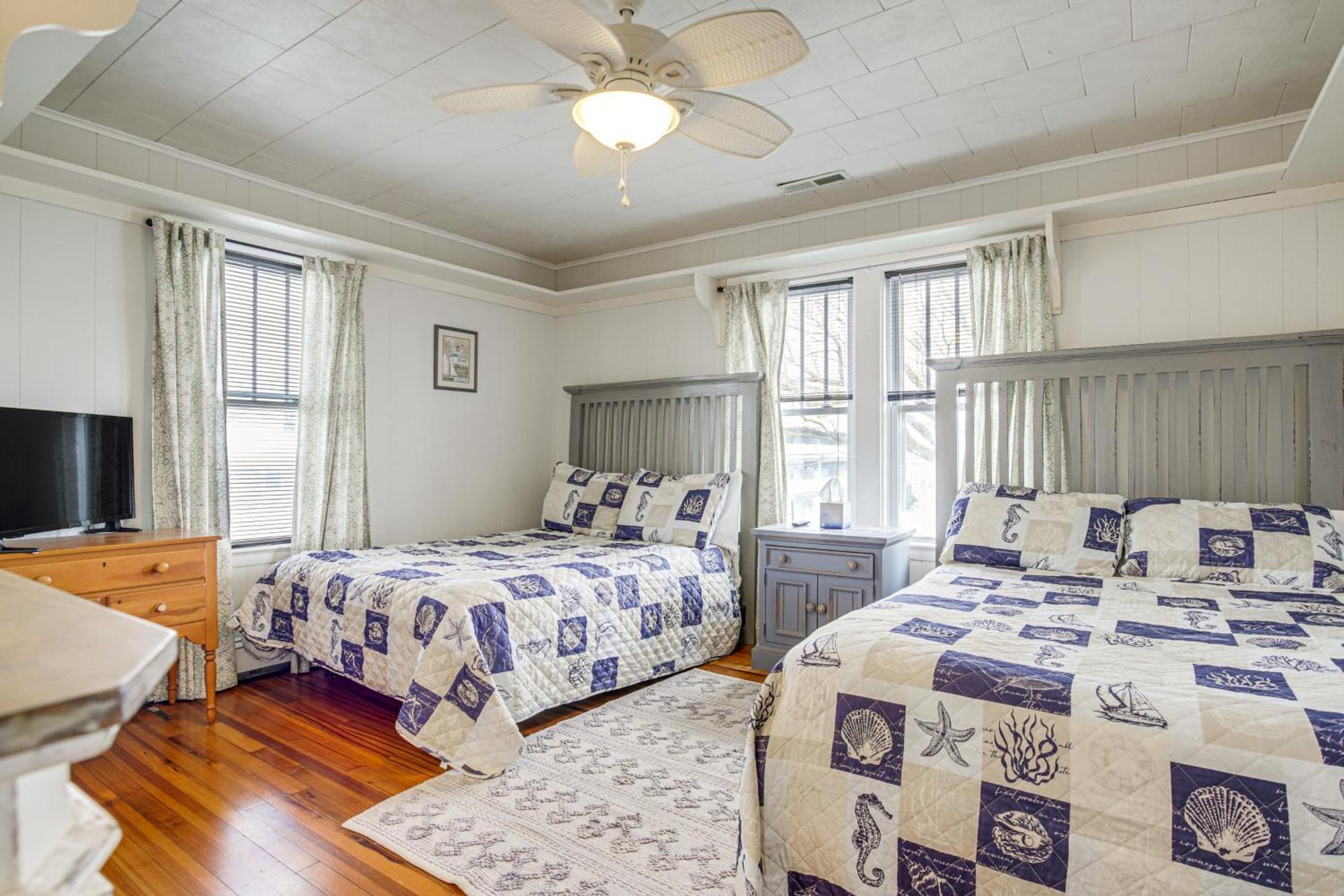 Holiday home Ocean Escape With Cozy Porch Walk To Boardwalk Ocean City