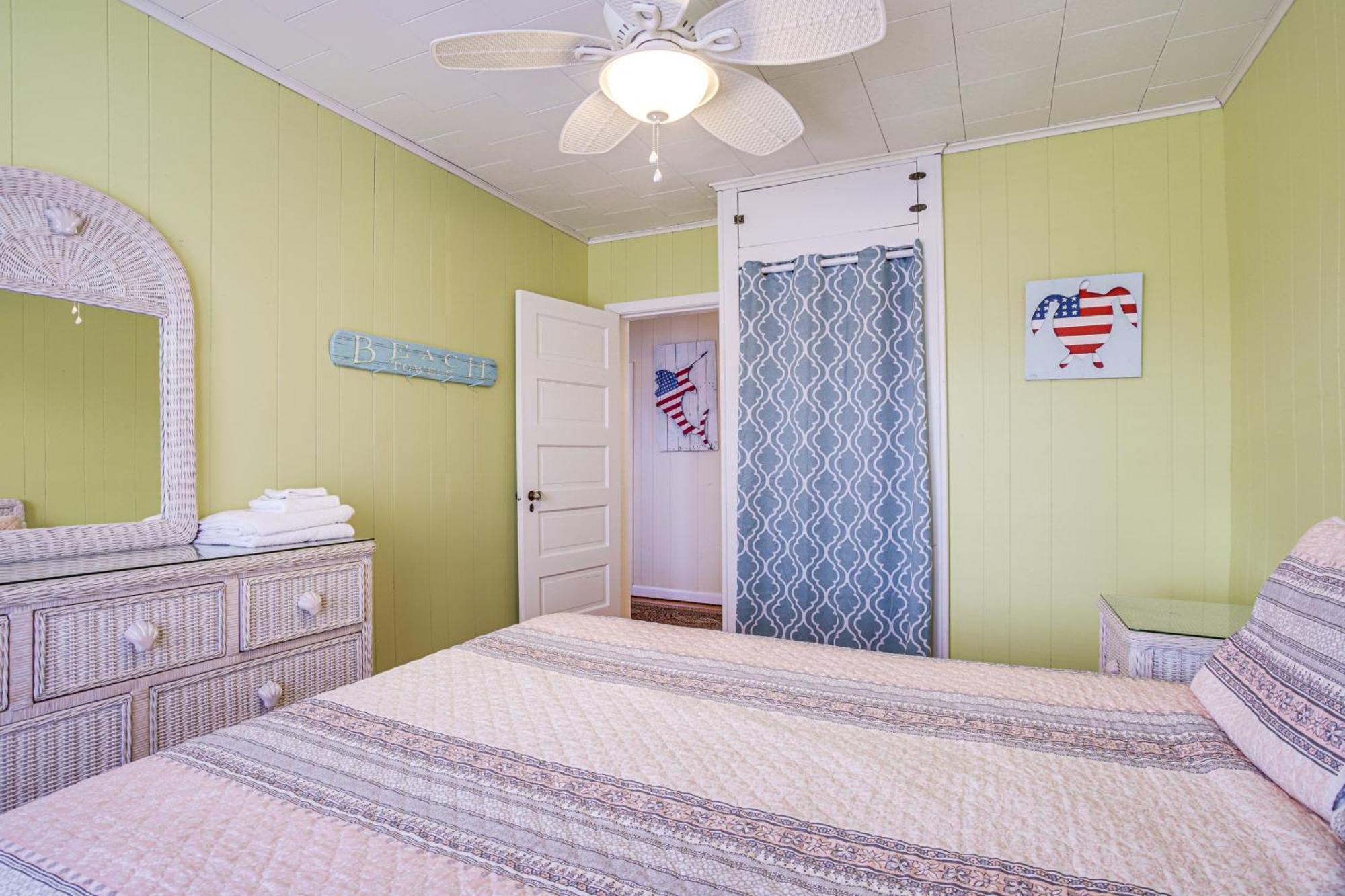 Holiday home Ocean Escape With Cozy Porch Walk To Boardwalk Ocean City