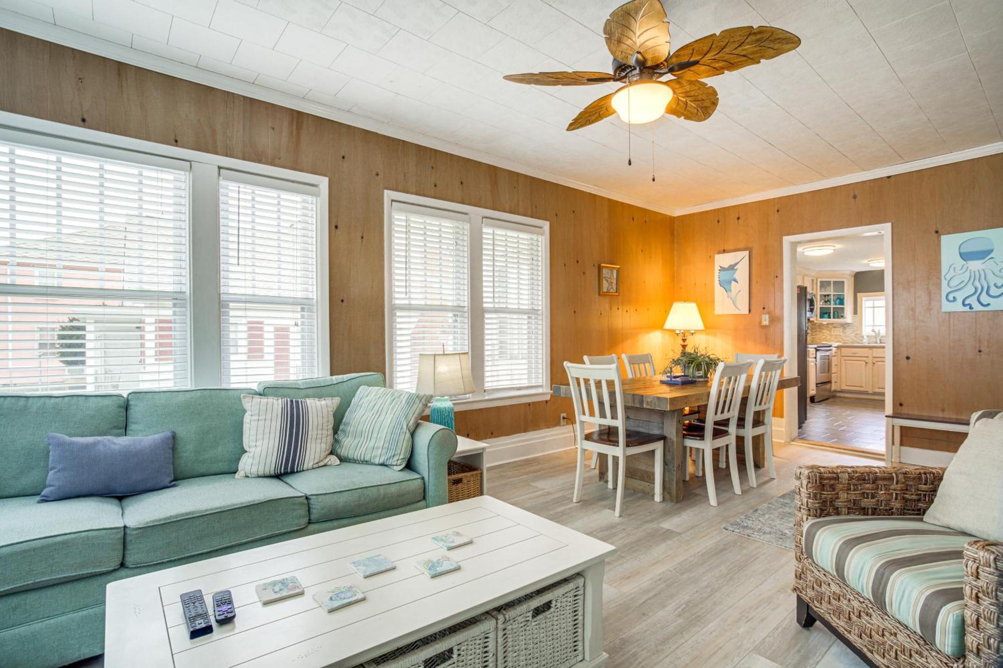 Ocean Escape With Cozy Porch Walk To Boardwalk Holiday home Ocean City