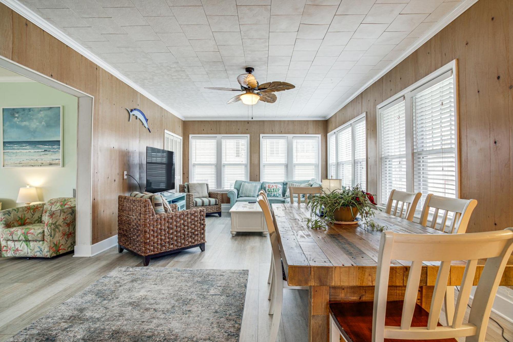 Ocean Escape With Cozy Porch Walk To Boardwalk Holiday home Ocean City
