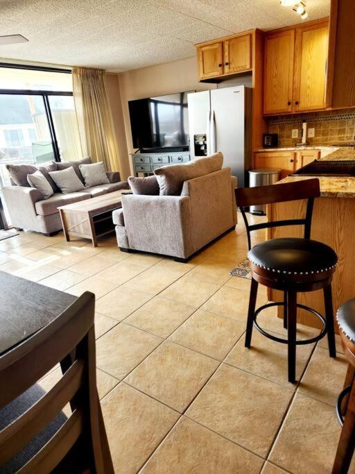 Apartment Beachfront Oasis Steps To The Beach Ocean City
