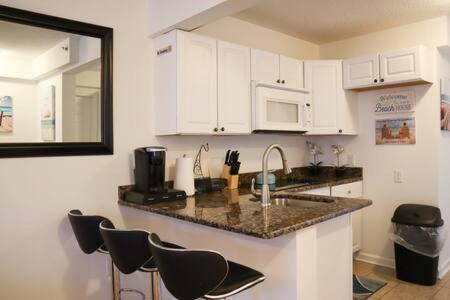 Modern 3br Ocean Block Walk To The Apartment Ocean City