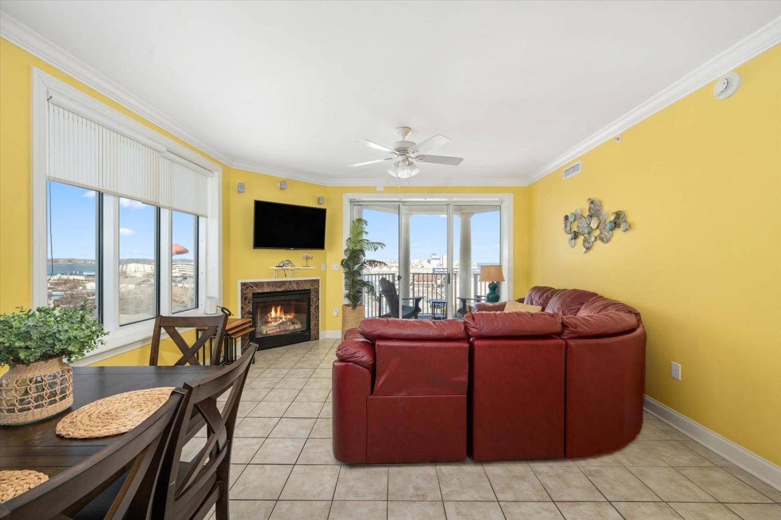 3 Bedroom Belmont Towers On Boardwalk: Ocean & Bay Views